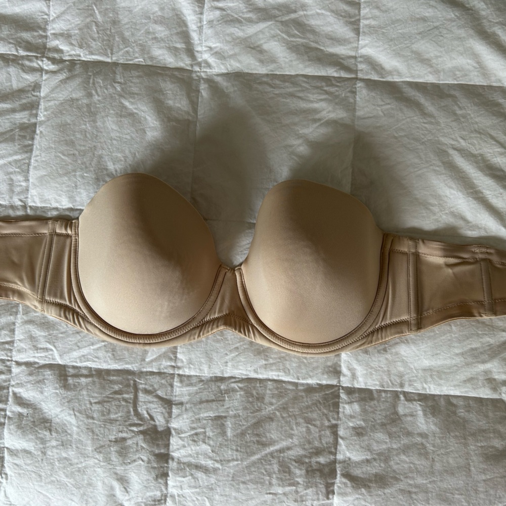 Wacoal 34DDD Strapless Bra nude